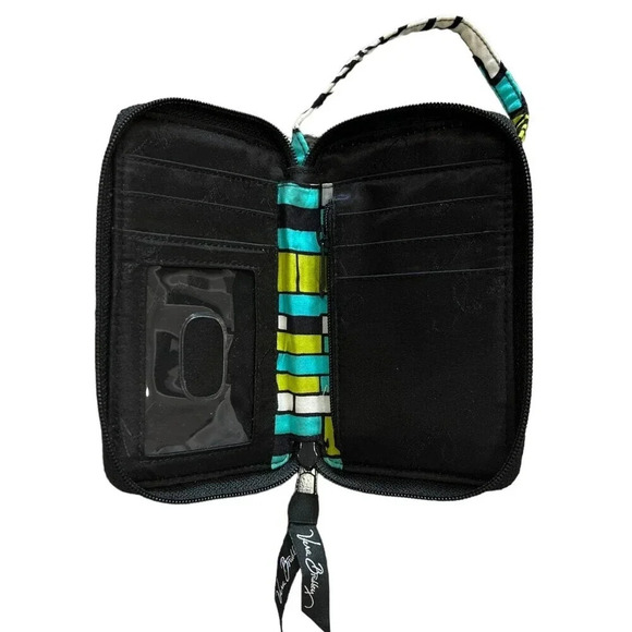 Vera Bradley Carry It All Wristlet Island Blooms - Picture 3 of 4